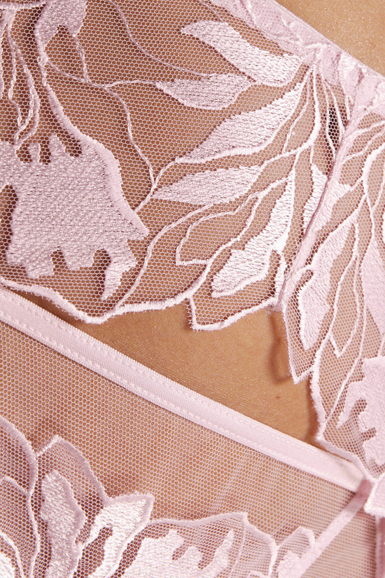 Coco embroidered garter belt pink